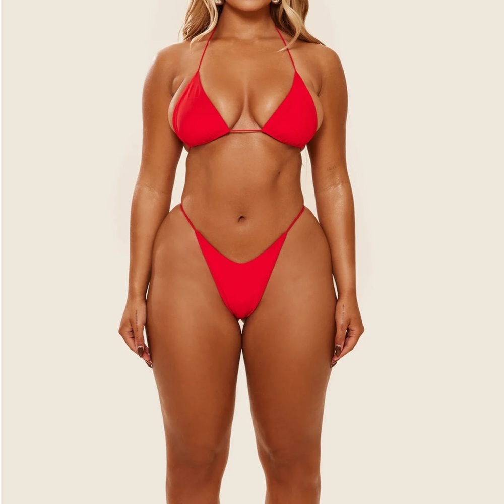 Mars the label Bikini